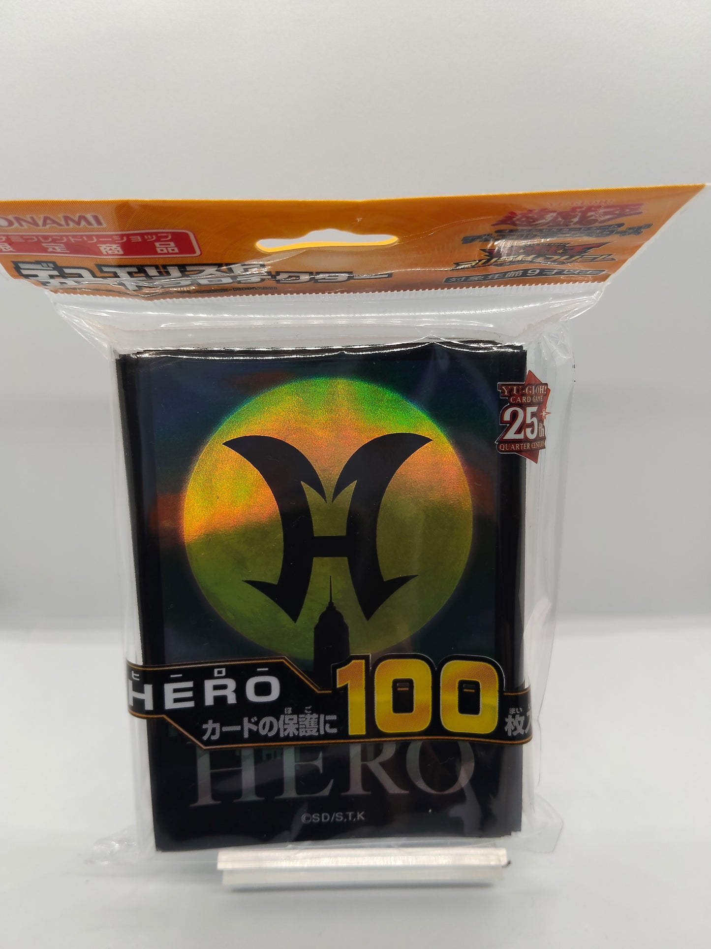 デュエリストカードプロテクター:HERO-ヒーロー(63×90mm・100枚入り)