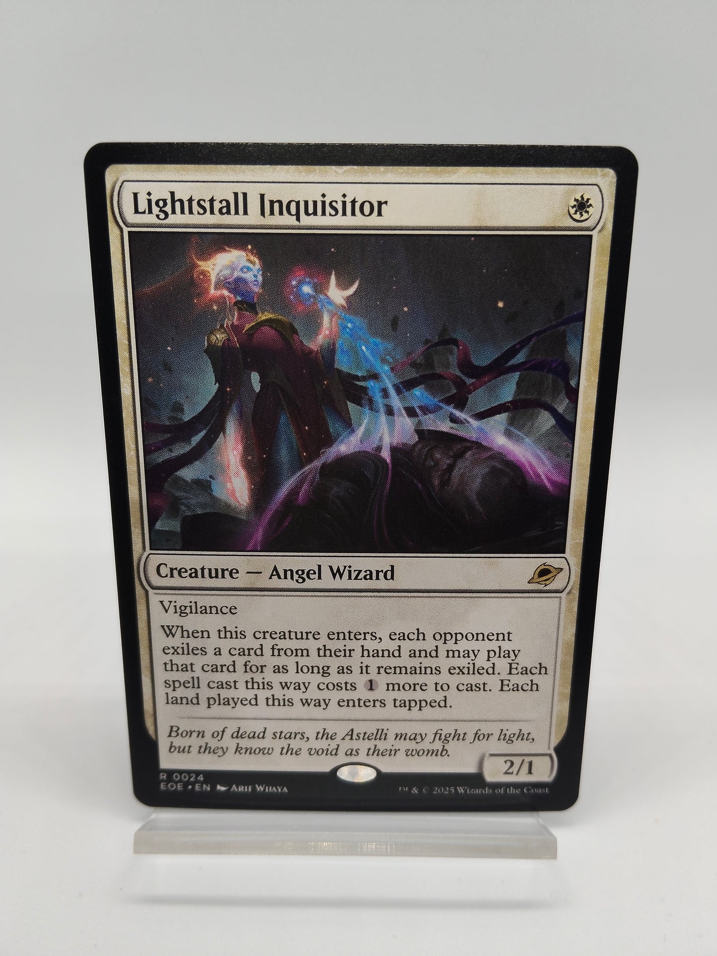 光逸らしの審問官 / 英語版 / 久遠の終端 / EOE R 0024 / MTG