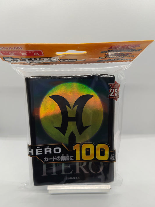 デュエリストカードプロテクター：HERO-ヒーロー（63×90mm・100枚入り）